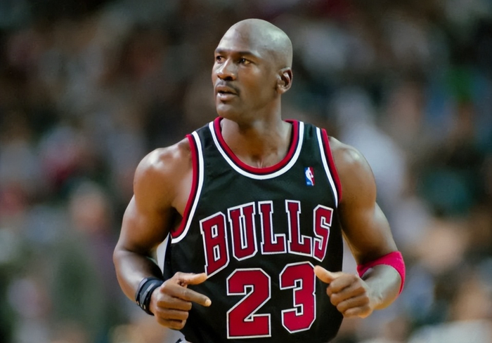 张伯伦以358场纪录领跑历史15000分里程碑