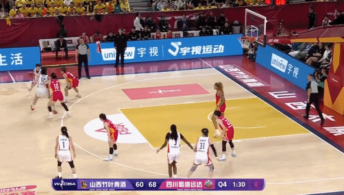 李缘总决赛爆发加冕MVP 宫鲁鸣弃用引关注