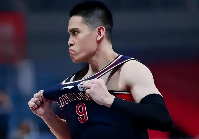 贺希宁成深圳队史首MVP 粤辽两队颗粒无收 新生代