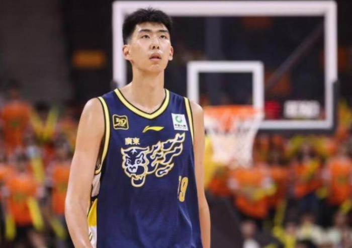 贺希宁成深圳队史首MVP 粤辽两队颗粒无收 新生代